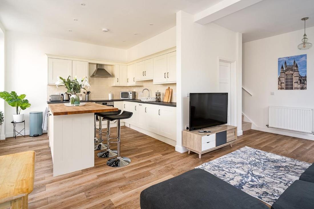 Spacious 2 Bedroom House With Stunning Views 巴斯 外观 照片